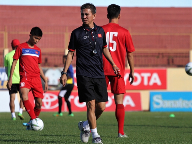 CHÍNH THỨC: HLV Hoàng Anh Tuấn không “phò tá” Hữu Thắng tại SEA Games 29