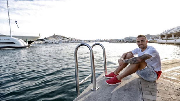 Ảnh bài viết Paco Alcacer lên tiếng về tương lai