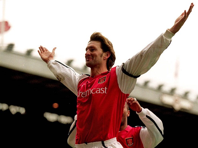Ảnh bài viết Khả năng phòng ngự tuyệt vời của Tony Adams