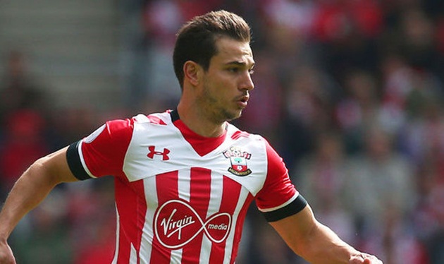 Ảnh bài viết Chán ngán Bellerin, Barca săn hàng Southampton