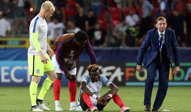 "Kẻ cười người khóc" sau loạt đấu súng cân não giữa U21 Anh và U21 Đức