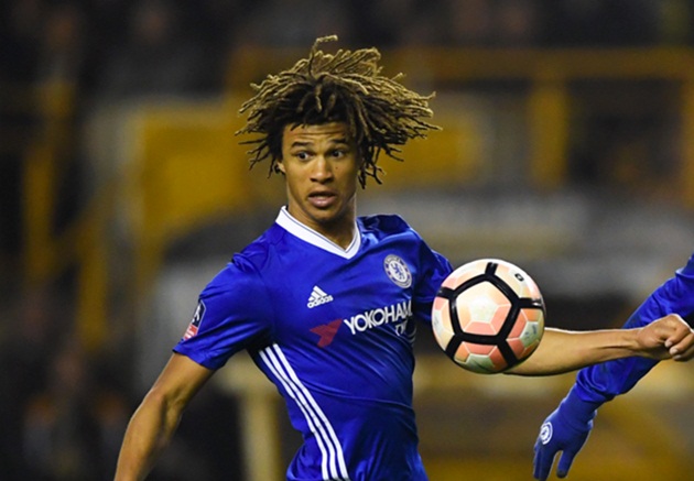 Ảnh bài viết Chính thức: Chelsea bán trung vệ giá kỷ lục