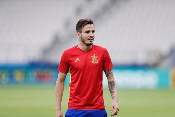 Ảnh bài viết U21 Tây Ban Nha ôm nhau 'thắm thiết' trên sân tập