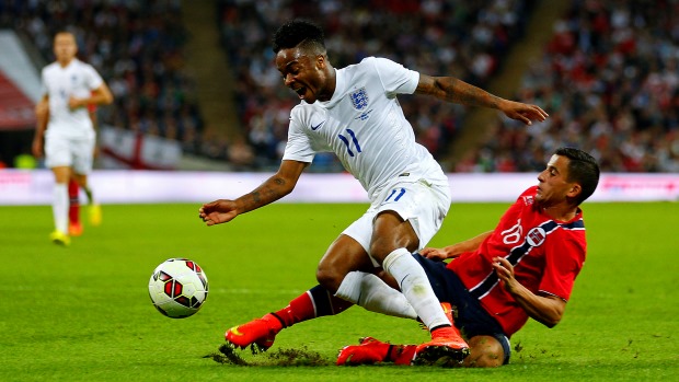 Ảnh bài viết Rùng mình những pha vào bóng đầy thô bạo