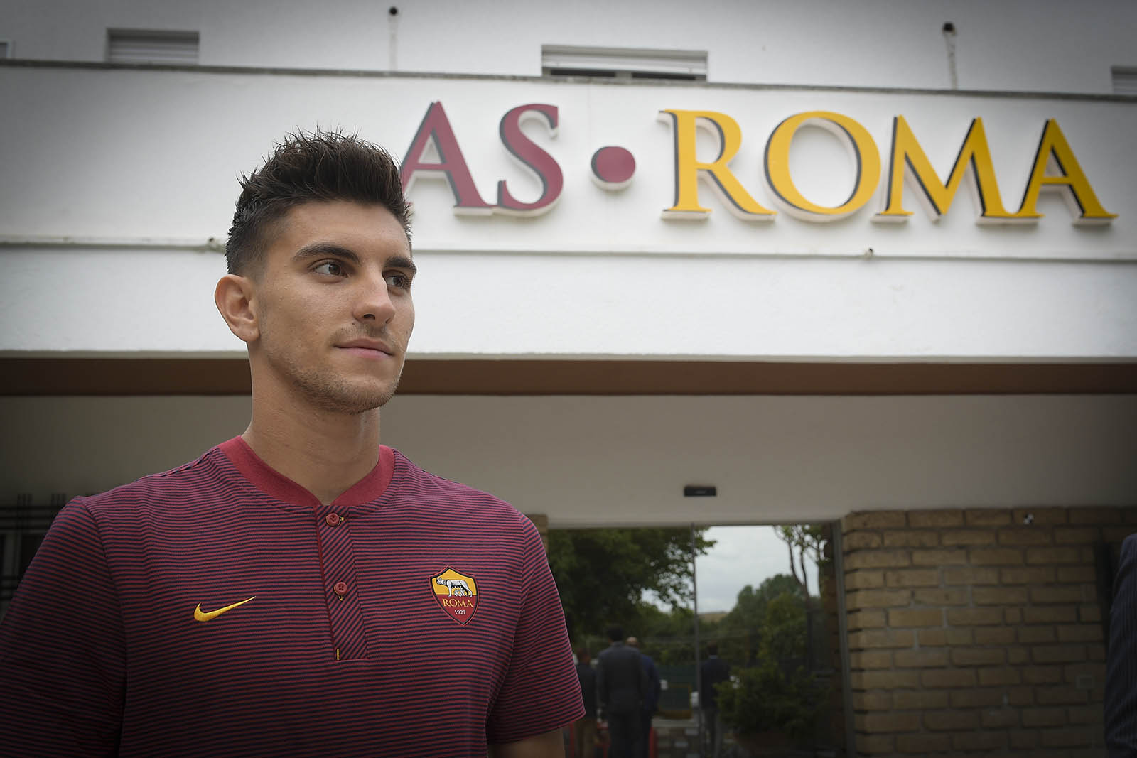 Tân binh thứ 3 của Roma làm gì trong ngày đầu tiên ở Trigoria?
