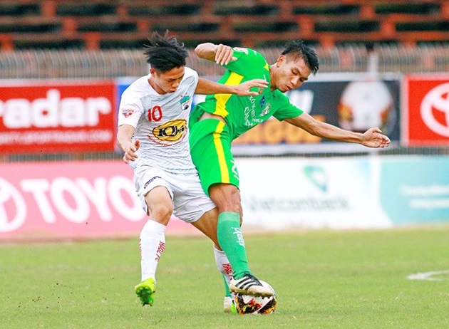 Ảnh bài viết Đội bóng của Công Phượng: Cánh diều... đứt dây?