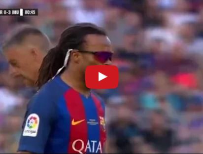 Màn trình diễn của Edgar Davids trước đội huyền thoại Man United