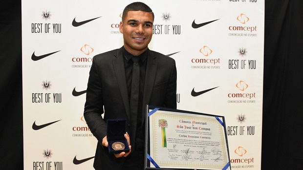 Ảnh bài viết Lý do đồng đội muốn Ronaldo ở lại Real Madrid