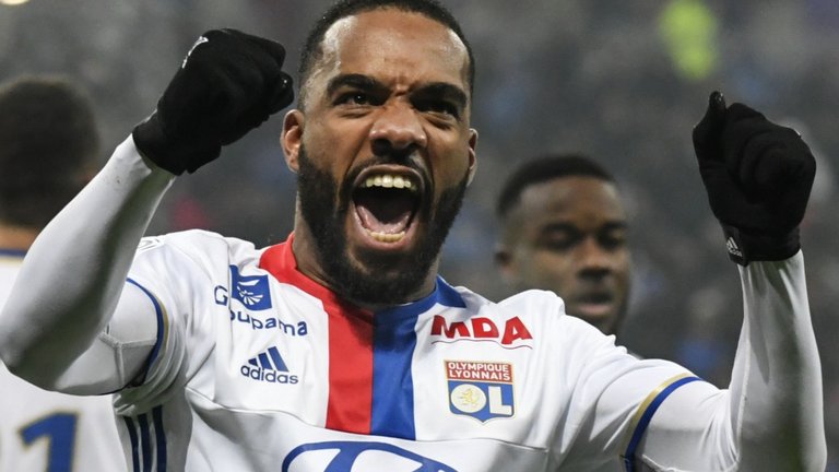 Ảnh bài viết NÓNG: Lacazette kiểm tra y tế, sắp ra mắt Arsenal