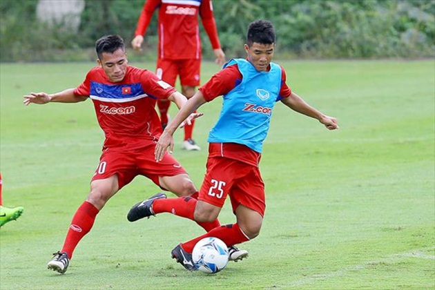 Ảnh bài viết Công Phượng mờ nhạt, Đức Chinh và Tấn Tài cùng ‘nổ súng’