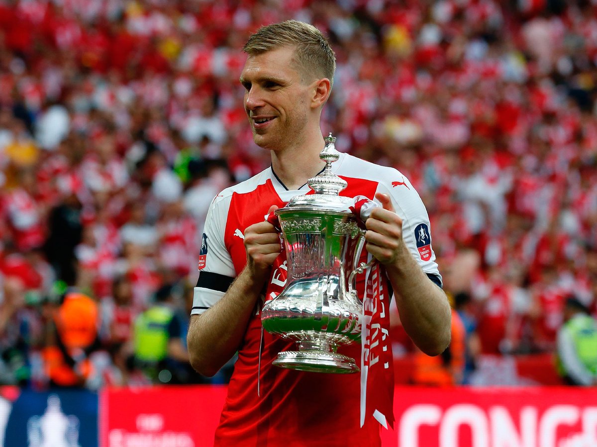 Ảnh bài viết CHÍNH THỨC: Sau giải nghệ, Mertesacker làm HLV tại Arsenal