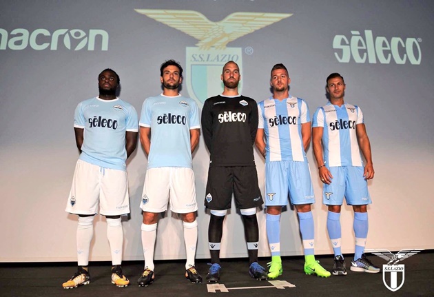 Ảnh bài viết 'Đối cứng' Arsenal ở Europa League lần lượt công bố áo đấu mùa mới