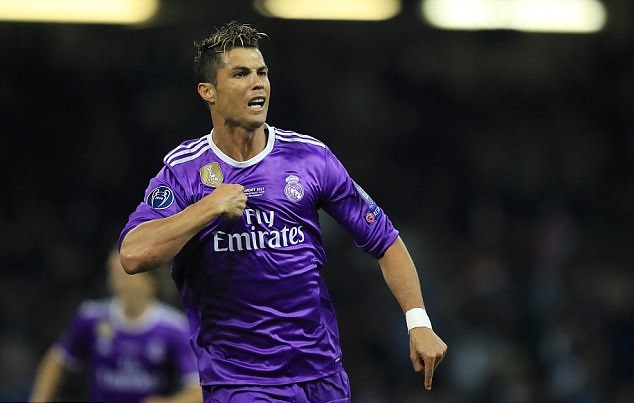 Chuyển nhượng Pháp 09/07: Lemar khiến Arsenal thổn thức; PSG "đi đêm" với Ronaldo