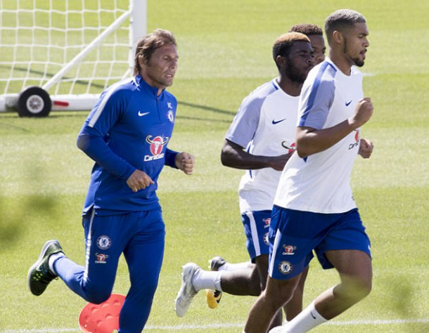 Ảnh bài viết Buổi tập đầu của Chelsea, Conte đang lo?