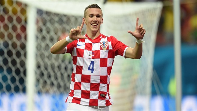 Ảnh bài viết Tiêu điểm chuyển nhượng châu Âu: Thêm bằng chứng Perisic sắp tới Man Utd, Arsenal phá kỉ lục vì Lemar