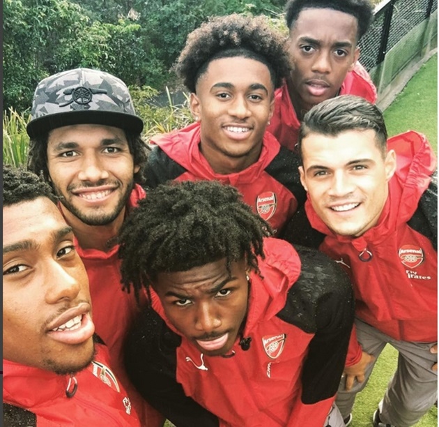 Ảnh bài viết Sao Arsenal "ngơ ngác" trước vườn thú ở Sydney