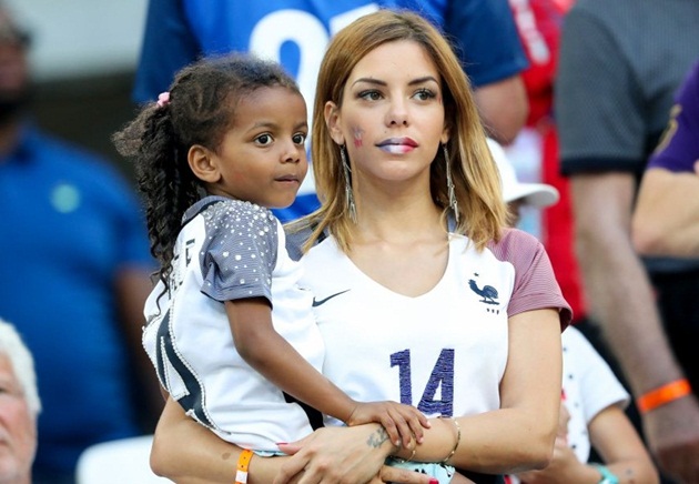 Isabelle: Người vợ đảm đang, yêu chồng hết mực của sao PSG