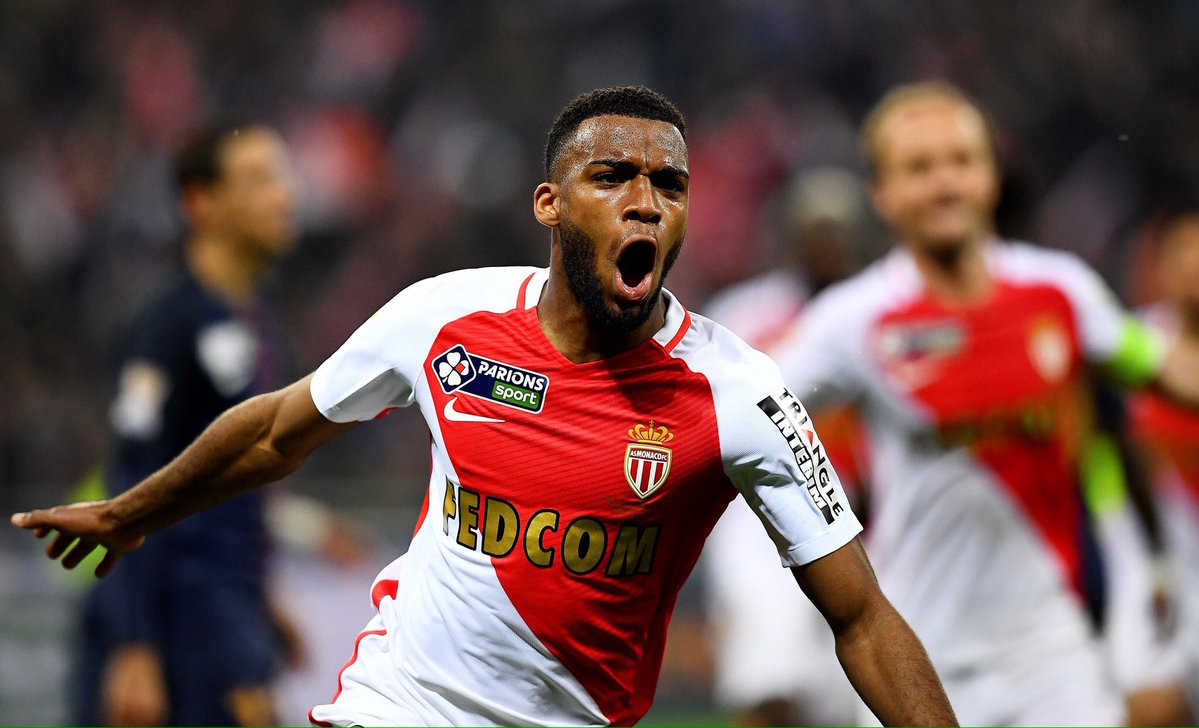 Sếp lớn xác nhận Arsenal "nỗ lực" mua Lemar
