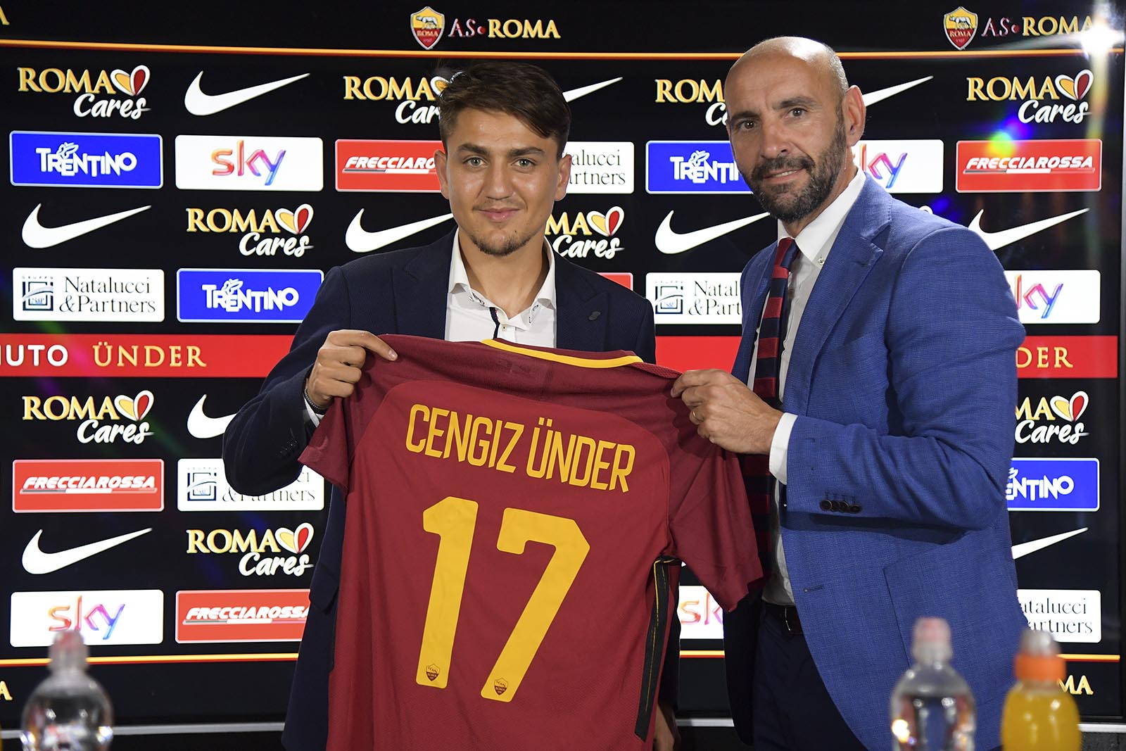 CHÍNH THỨC: Roma chiêu mộ thành công Cengiz Under