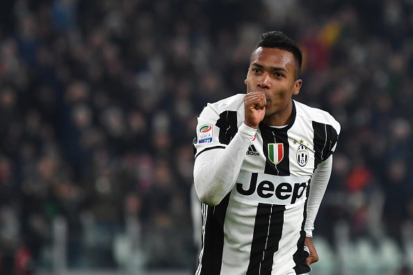 Ảnh bài viết Sợ Chelsea, Juventus tăng lương cho Alex Sandro