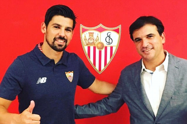 Chia tay Man City, Nolito được chào đón như siêu sao tại Sevilla