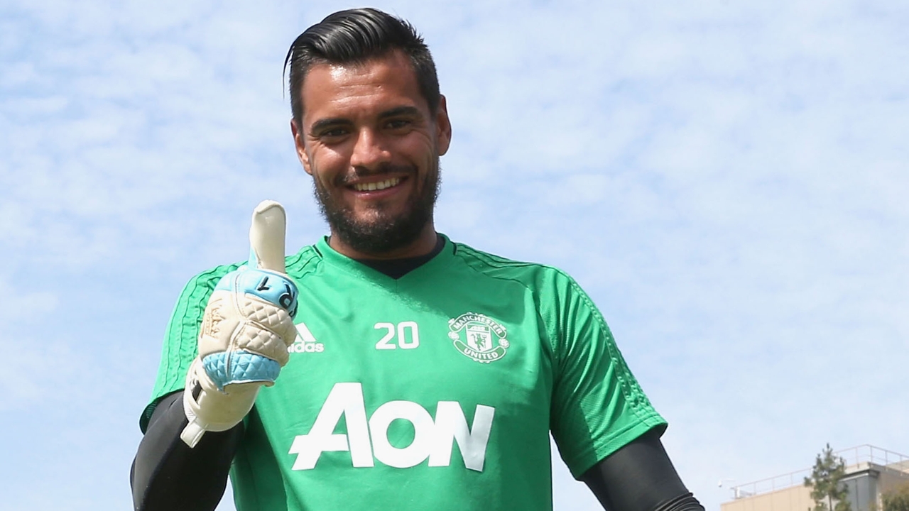 Ảnh bài viết CHÍNH THỨC: Man Utd 'trói chân' thành công trụ cột