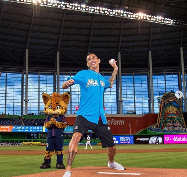 Ảnh bài viết Angel Di Maria tập làm cầu thủ bóng chày