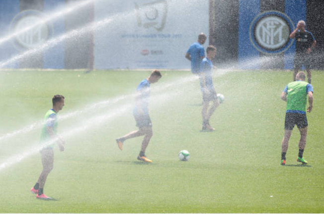 Ảnh bài viết Inter dùng cả hệ thống tưới sân để giải nhiệt cho cầu thủ