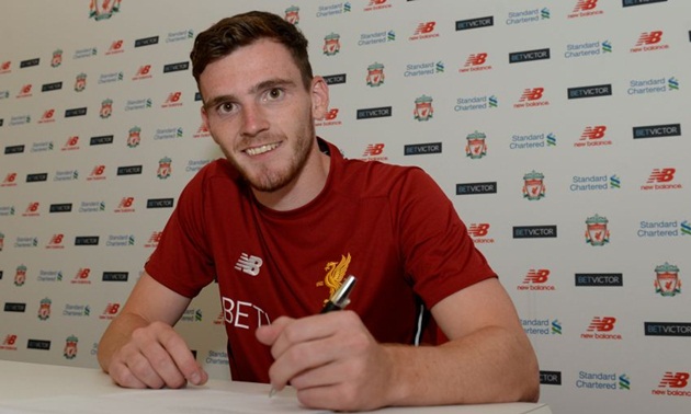 CHÍNH THỨC: Liverpool chiêu mộ thành công Robertson