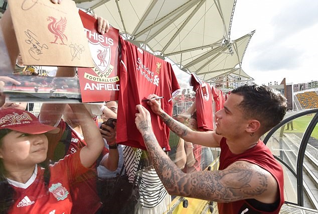 Ảnh bài viết Coutinho và dàn sao Liverpool được săn đón ở châu Á