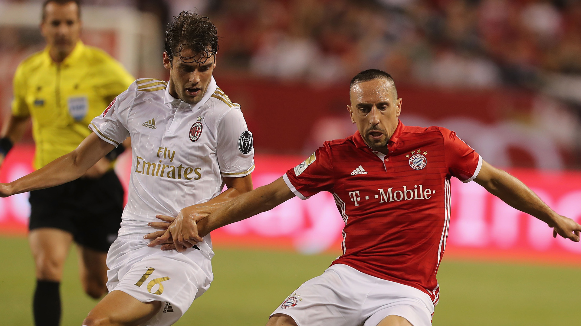 16h35 ngày 22/07, Bayern Munich vs AC Milan: Cuộc chiến của những kẻ thất bại