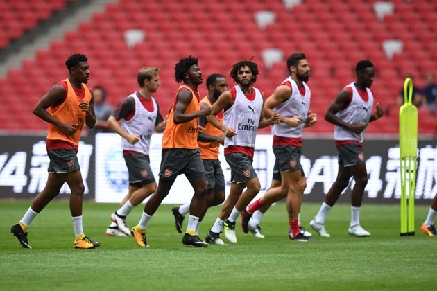 18h40 ngày 22/07, Arsenal vs Chelsea: Derby vắng sao