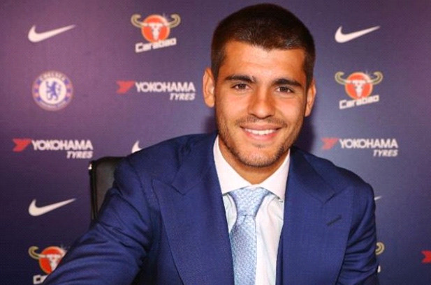 Ảnh bài viết Điểm tin sáng 22/07: Chelsea công bố bom tấn Morata; Sanchez có mặt tại Paris