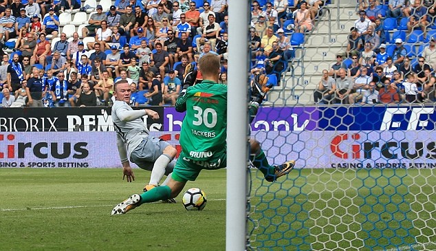 Rooney ghi bàn, Everton vẫn đứt mạch thắng trên đất Bỉ