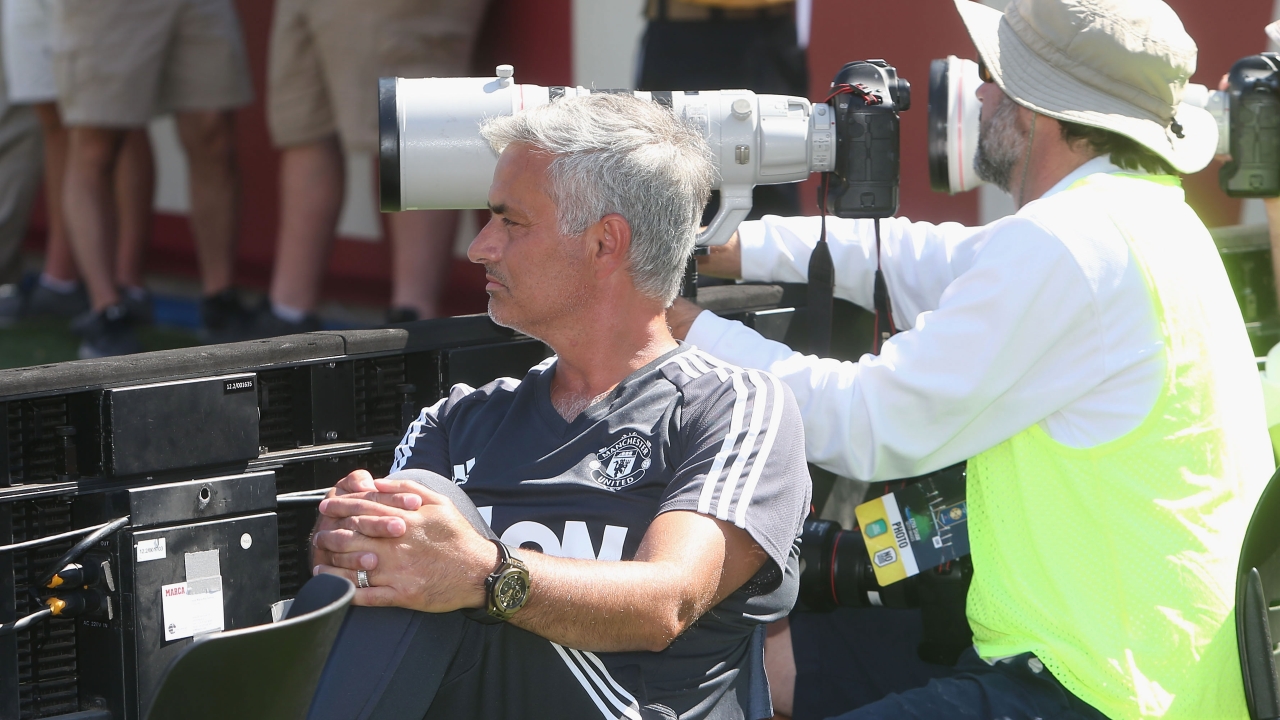Mourinho thừa nhận Man Utd không muốn đá với đội dự bị Real