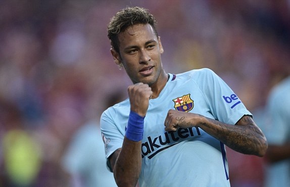 Neymar lại tỏa sáng, Barca nhẹ nhàng vượt qua một Man Utd đầy lúng túng