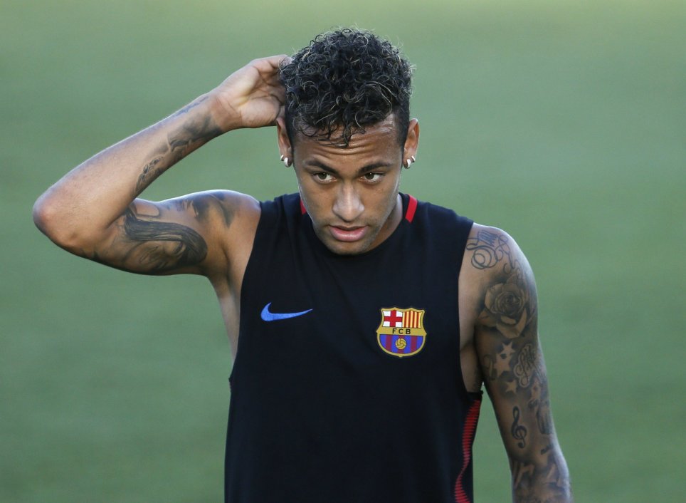 Ảnh bài viết Neymar đánh nhau với đồng đội: Giọt nước tràn ly?