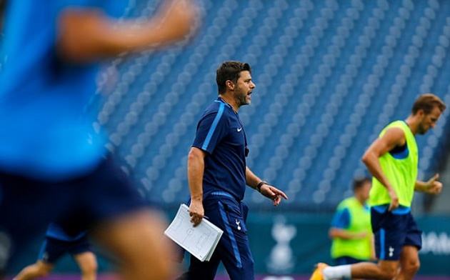 Ảnh bài viết Pochettino "thét ra lửa" trong buổi tập gần nhất của Tottenham