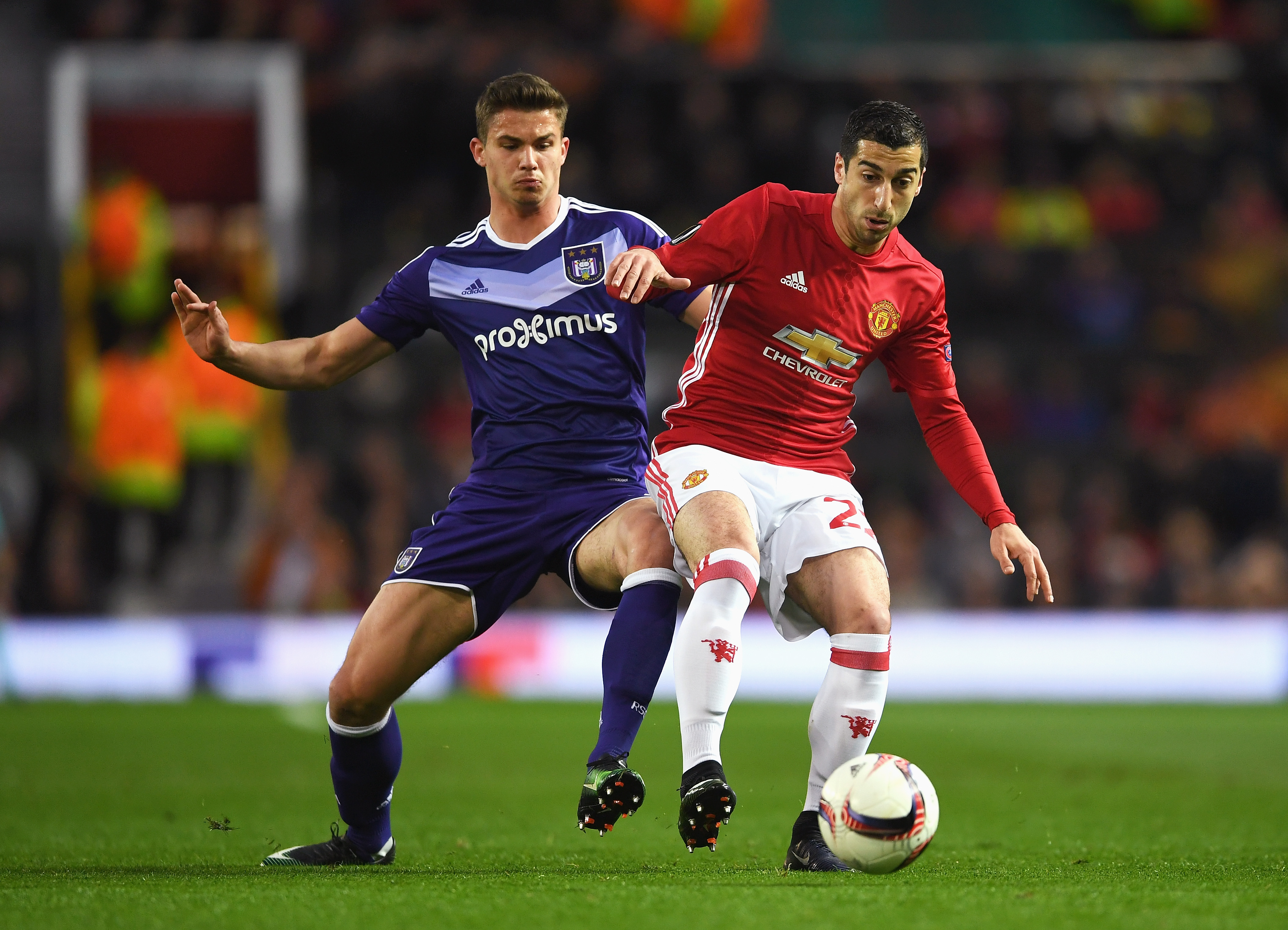 Anderlecht CHÍNH THỨC ra giá cho mục tiêu của Man Utd