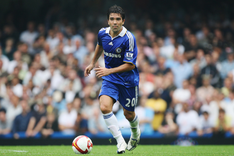 Deco: Ảo thuật gia đại tài trong màu áo Chelsea