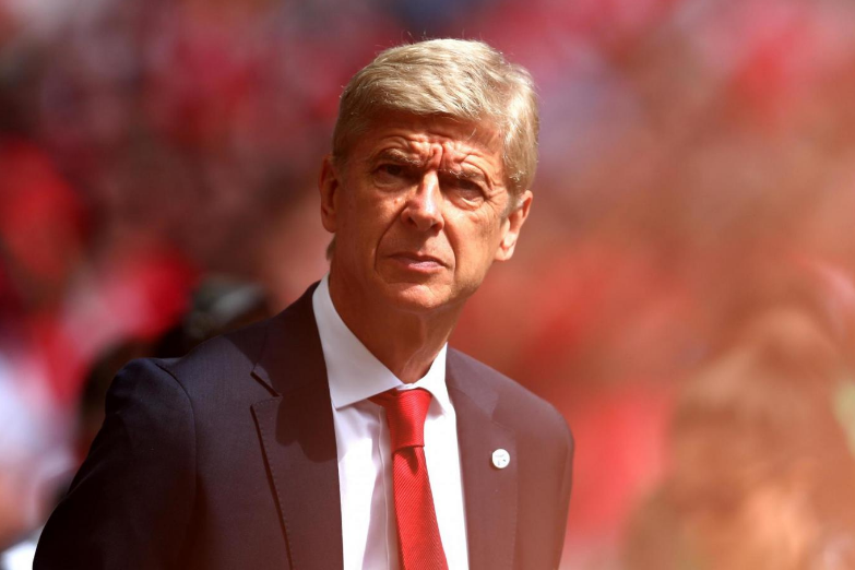 Per Mertesacker chấn thương, Wenger run rẩy trước vòng 1 Premier League