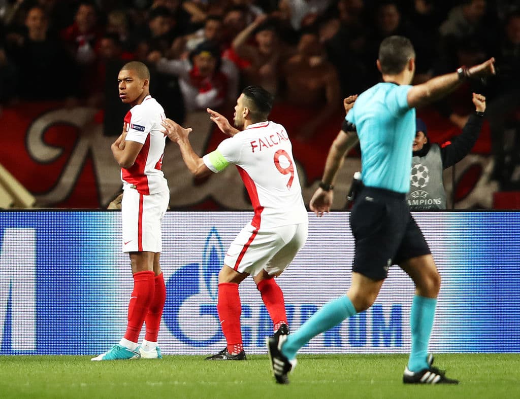 Ảnh bài viết Được nhà tài trợ ủng hộ, PSG đã đạt thỏa thuận cá nhân với Mbappe