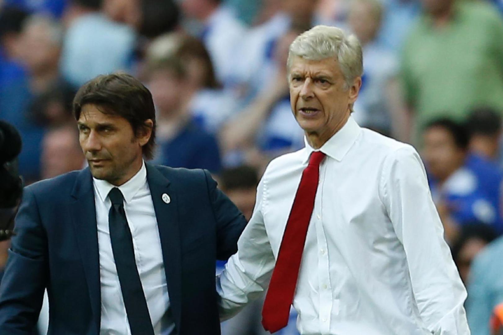 HLV Conte không hạnh phúc tại Chelsea