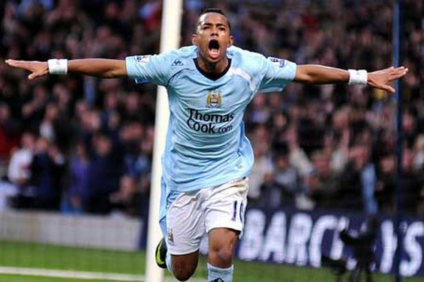 Robinho một thời từng khuynh đảo giải Ngoại hạng