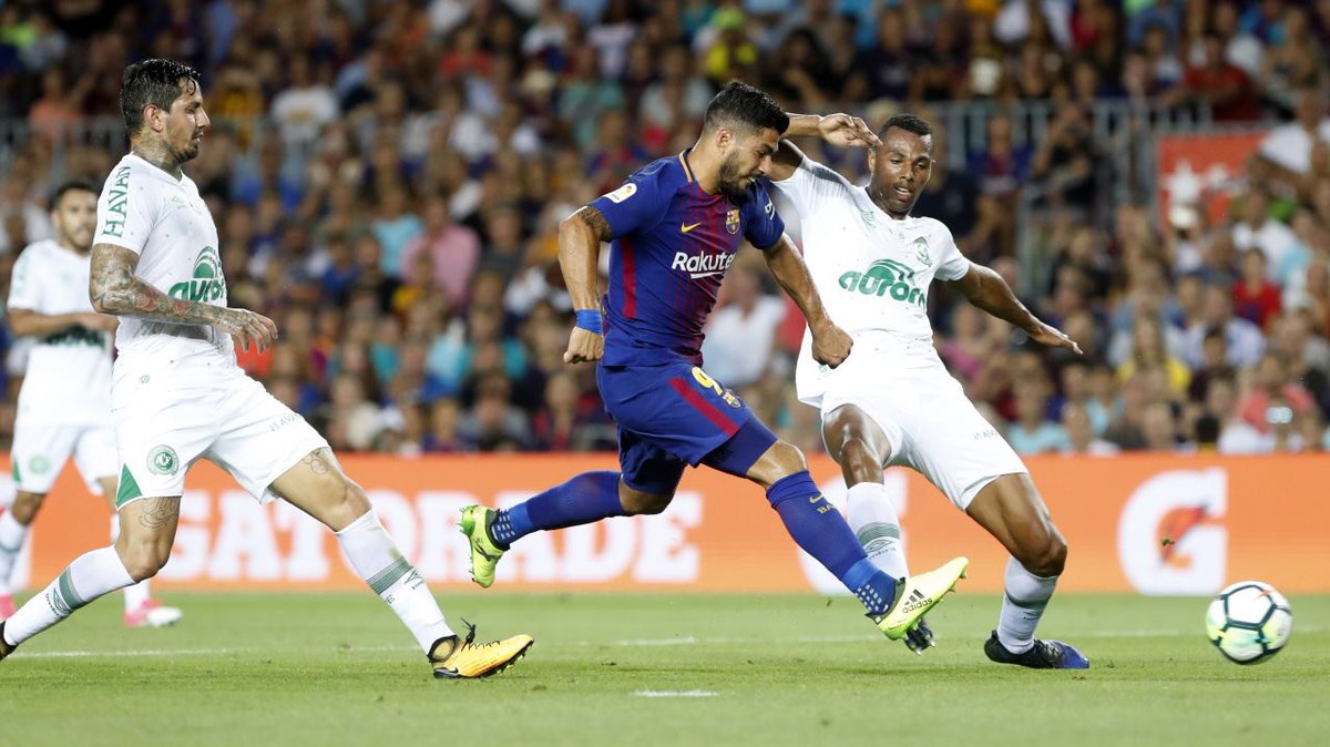 Ảnh bài viết Bàn thắng đẳng cấp của Luis Suarez vào lưới Chapecoense