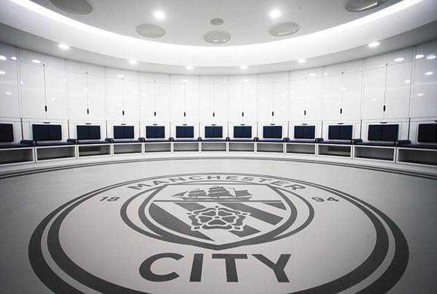 Ảnh bài viết Choáng với phòng thay đồ sang chảnh của Man City