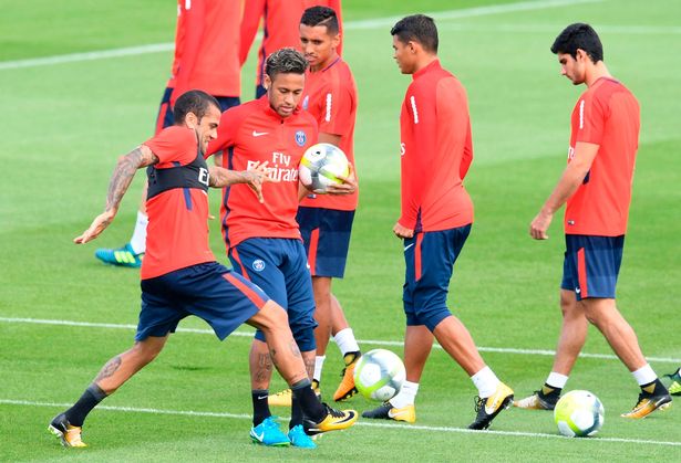 Ảnh bài viết Neymar tích cực tập luyện, chờ ra mắt PSG