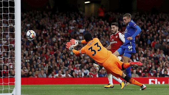 Ảnh bài viết Fan Arsenal đòi tống cổ Cech sau màn xuất quân tệ hại