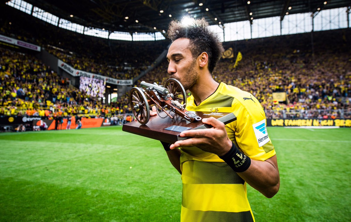 Ảnh bài viết Ghi bàn ầm ầm, Aubameyang phá thêm kỉ lục tại Dortmund