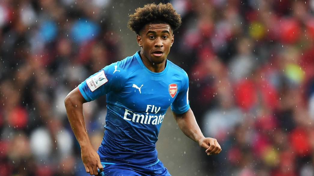 Reiss Nelson "gánh team", CĐV Arsenal phát cuồng